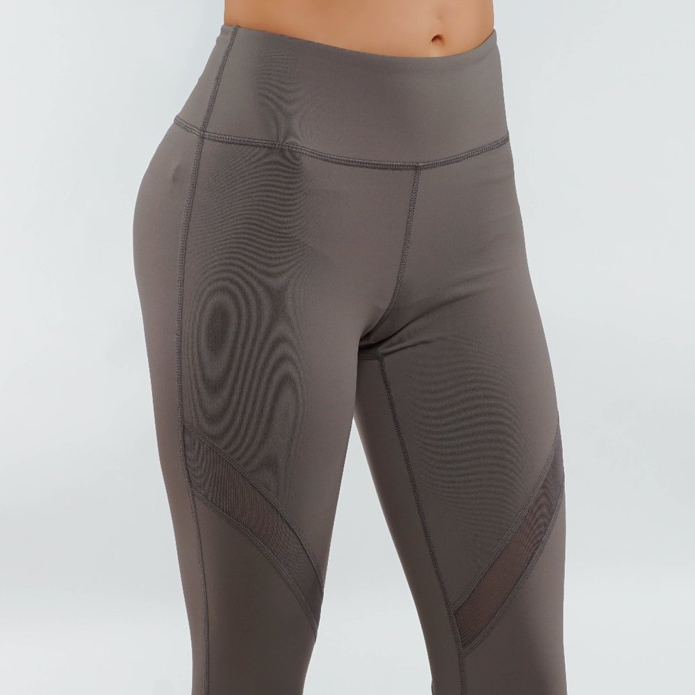 Yoga pants Mesh Cutouts Full Length leggings - Picture 1 of 5